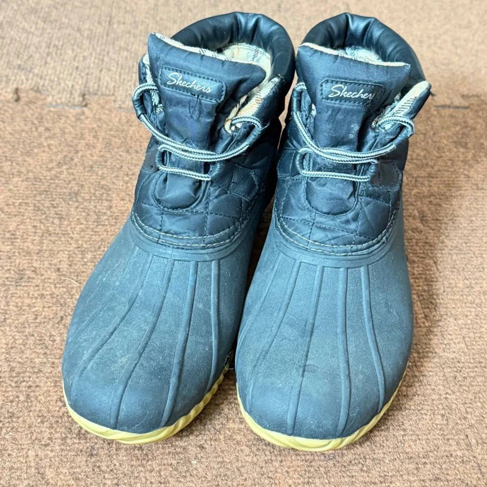 Skechers Pond‎ Duck Boots Womens 9 Black Quilted Water Resistant Rain Snow 48890